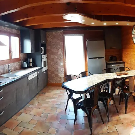 Ecrin Equipe Pour Personne A Mobilite Reduite, Belle Vue Lac, Sauna Et Wifi Chalet *