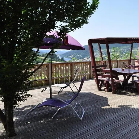 Ecrin Equipe Pour Personne A Mobilite Reduite, Belle Vue Lac, Sauna Et Wifi *